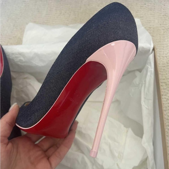 Unworn Christian Louboutin denim & pink So Kate heels, size 35.5. SO cute! - Picture 4 of 12